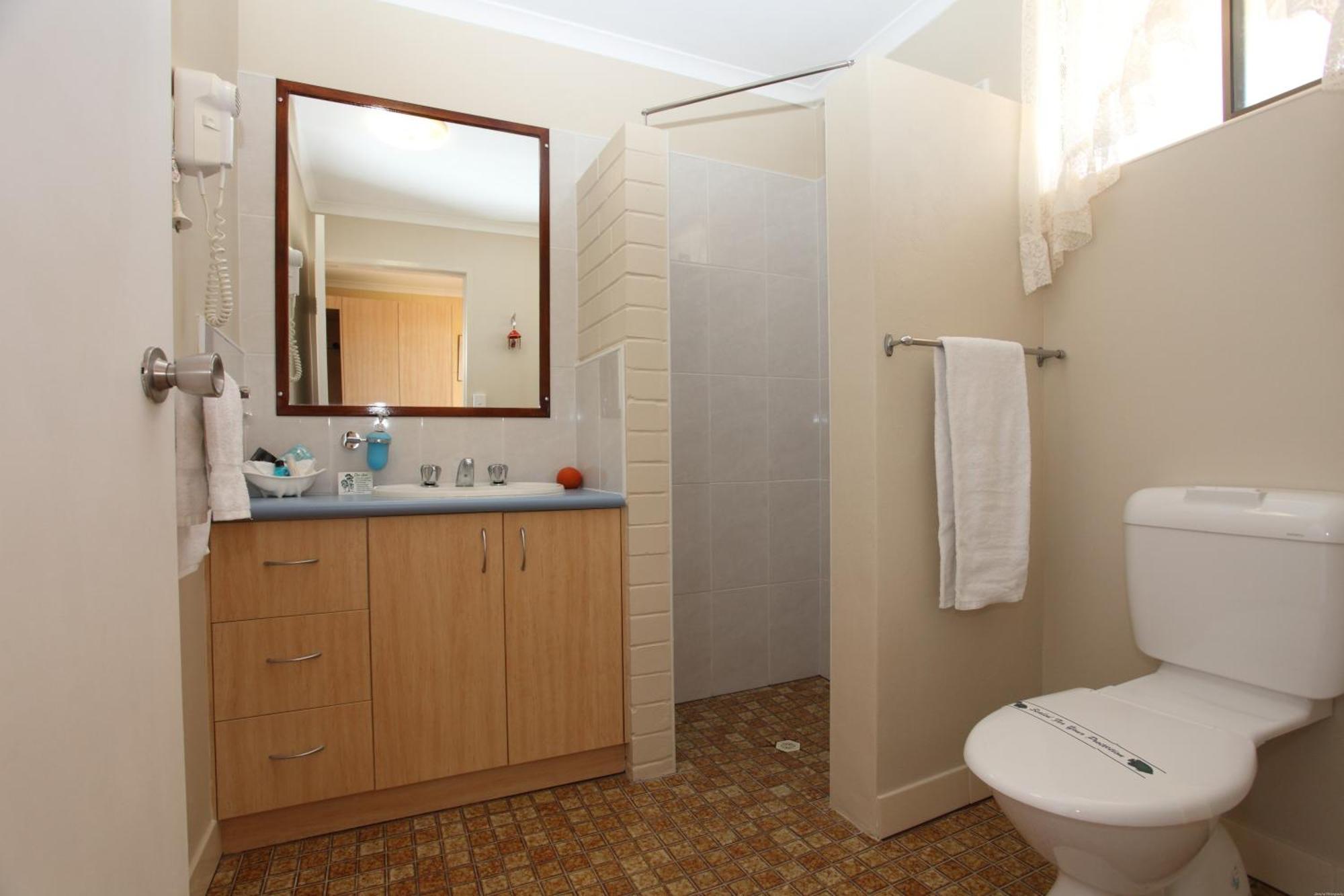 Pialba Motor Inn Херви-Бэй Экстерьер фото