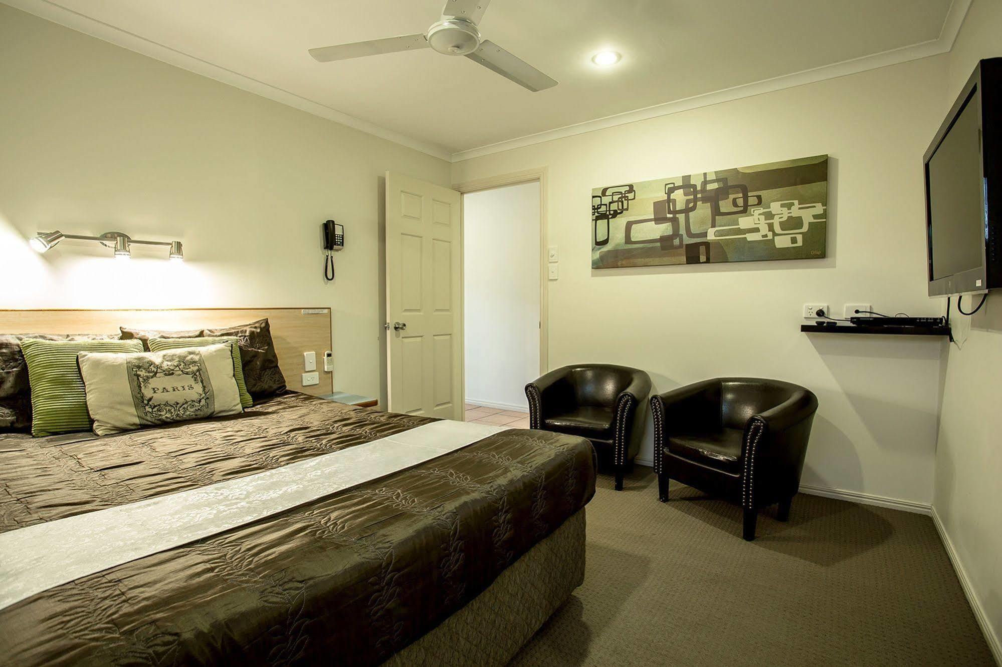 Pialba Motor Inn Херви-Бэй Экстерьер фото